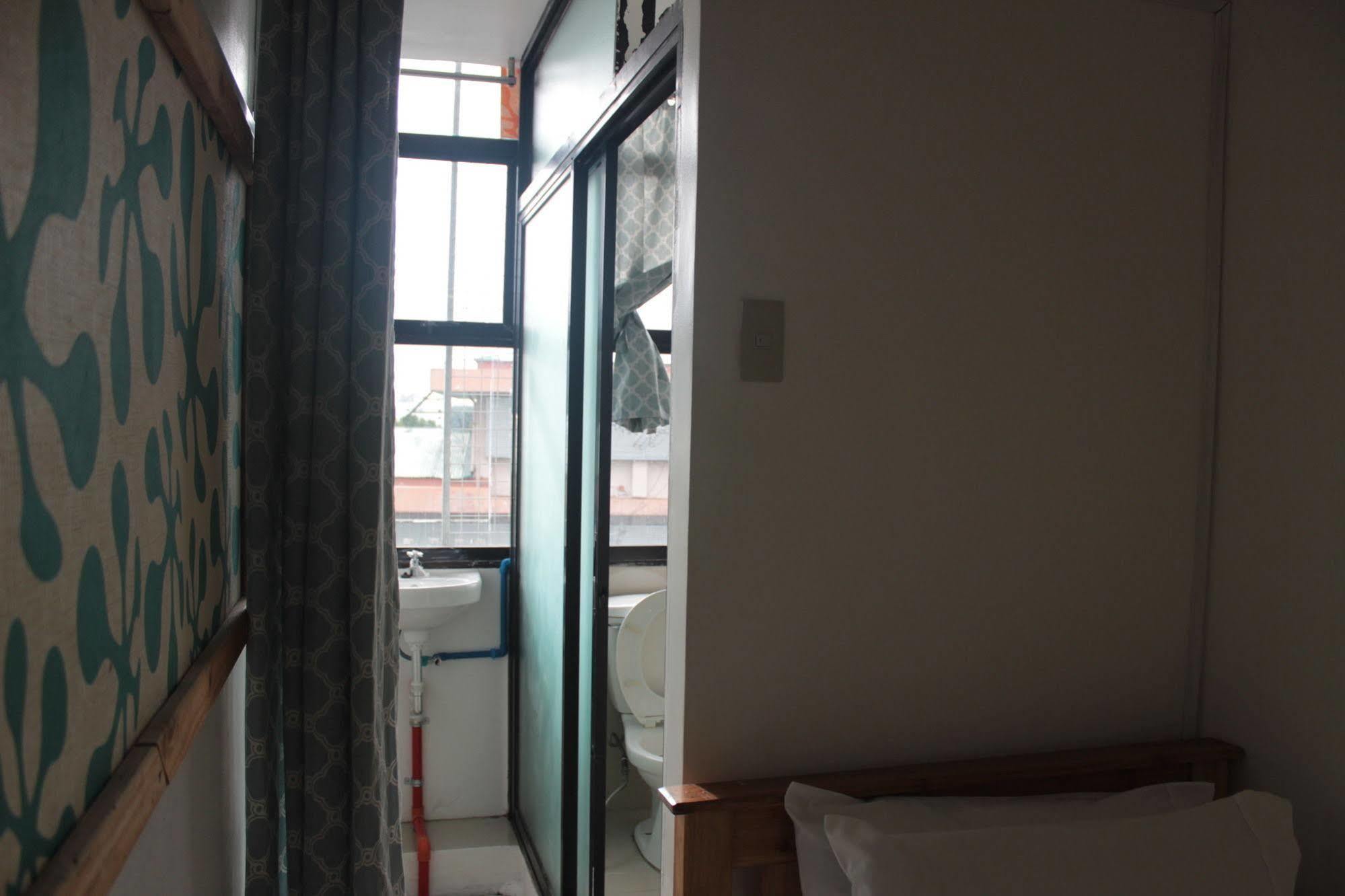 Yuj Inn - Quezon City Exterior photo